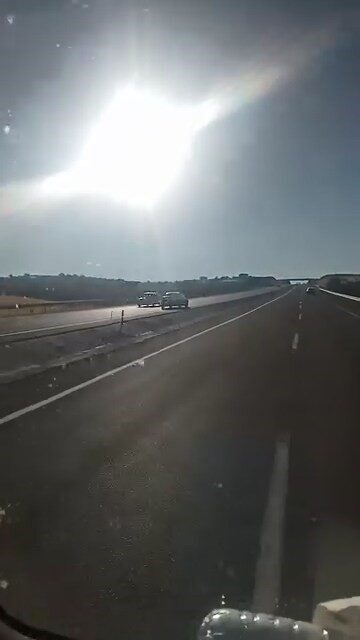 Elazığ'da Kuzey Çevre Yolu'nda ters yönde ilerleyen bir otomobil, trafiği