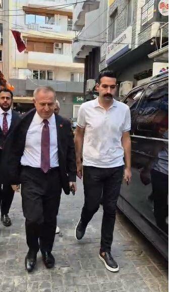CHP Genel Başkan Yardımcısı Gökhan Zeybek, Aydın'da özlem Çerçioğlu ve
