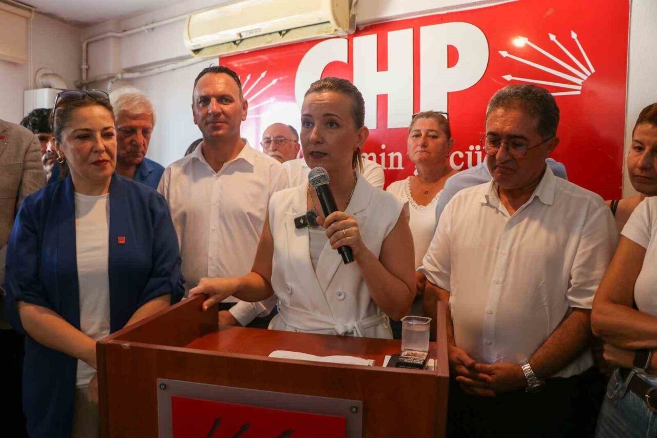 Cumhuriyet Halk Partisi (CHP) Bandırma İlçe Başkanlığı’nda kongre heyecanı sürüyor.