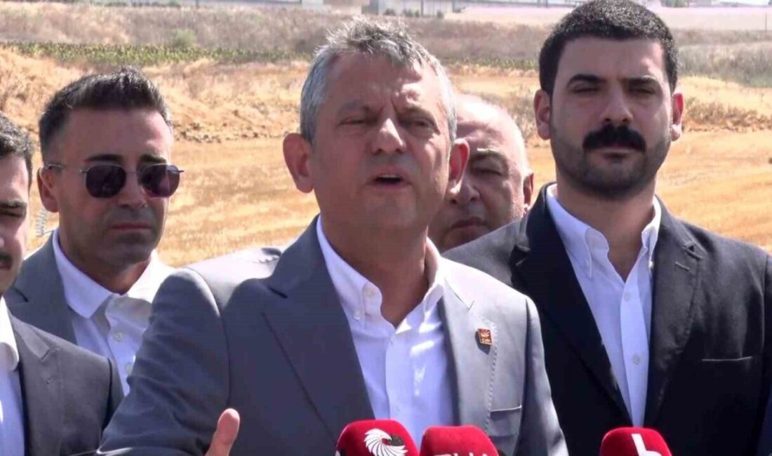 CHP Genel Başkanı Özgür Özel, Aydın Büyükşehir Belediye Başkanı Özlem