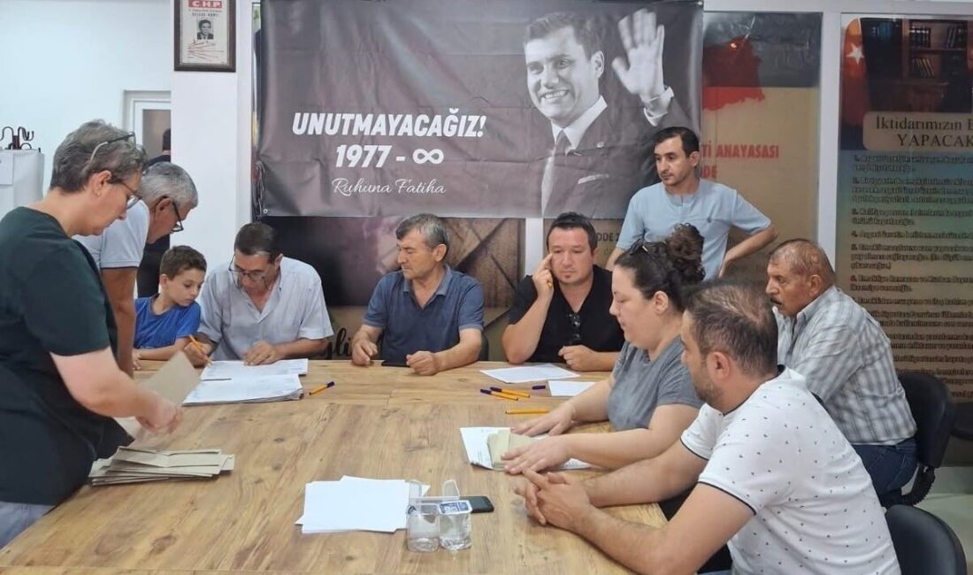 Cumhuriyet Halk Partisi Selendi İlçe Başkanlığı delege seçimleri tamamlandı. 87