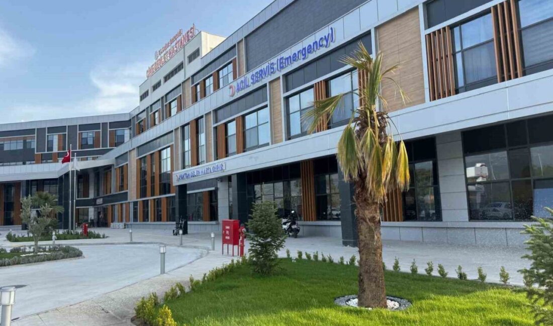 Aydın'ın Çine ilçesinde, 18 yaşındaki Şehnur Üstüntaş'ın kullandığı motosiklet, S.A.'nın