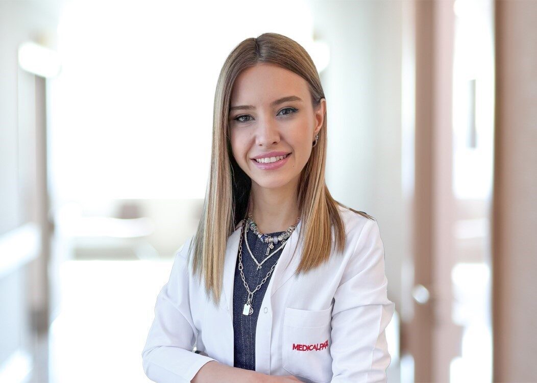 Çocuk Sağlığı ve Hastalıkları Uzmanı Dr. Aysu Özge Yönetci Pekuz,