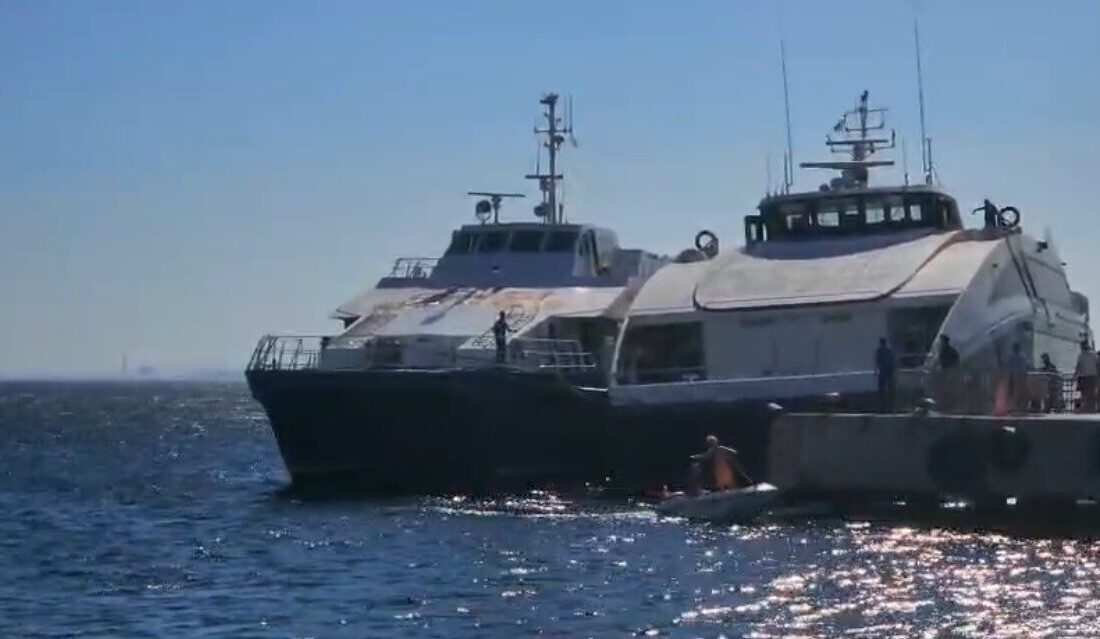 Balıkesir'in Avşa Adası açıklarında sabah saatlerinde, İstanbul Deniz Otobüsleri'ne ait