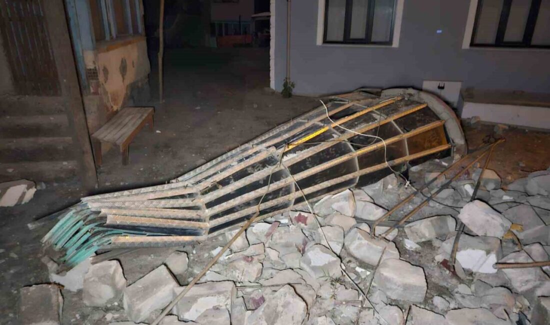 Balıkesir’in Sındırgı ilçesinde 6,1 büyüklüğündeki deprem, Gölcük ve Kızılgül mahallelerinde