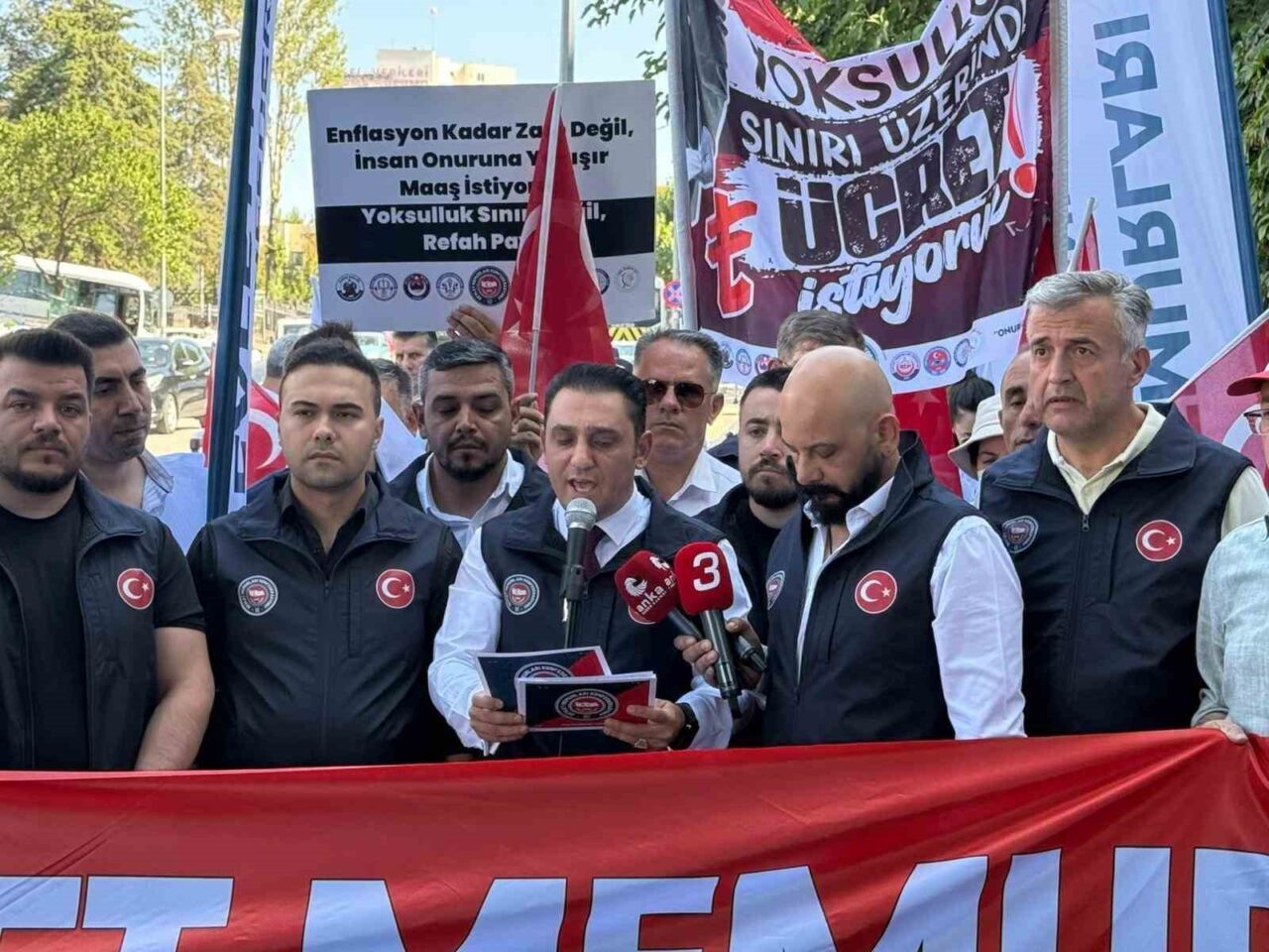 Devlet Memurları Konfederasyonu, 8. Dönem Toplu Sözleşme görüşmeleri sırasında Çalışma