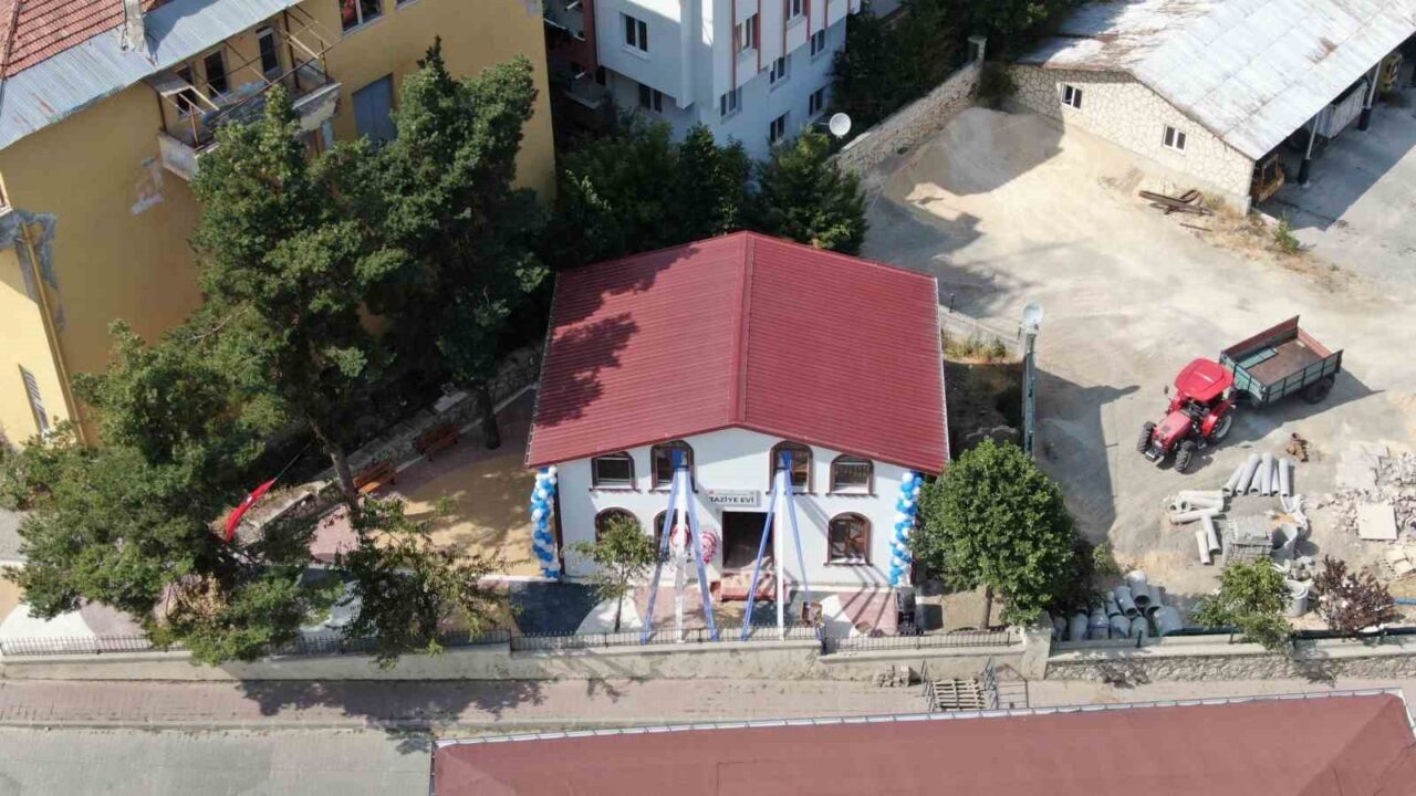 Devrekani Belediyesi, Kastamonu'nun Devrekani ilçesinde yeni bir taziye evi açtı.