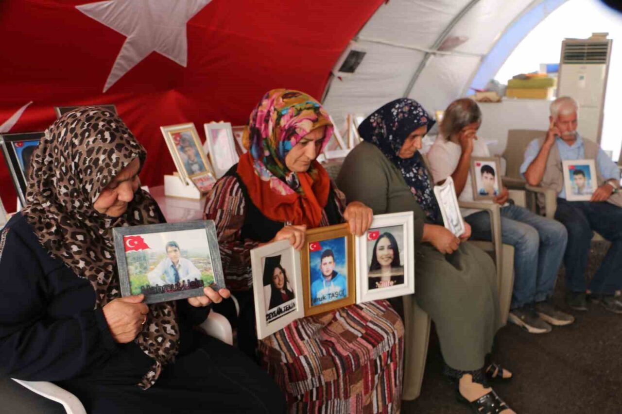 Diyarbakır'da evlat nöbeti, 3 Eylül 2019'dan bu yana süregelmektedir. Nihat