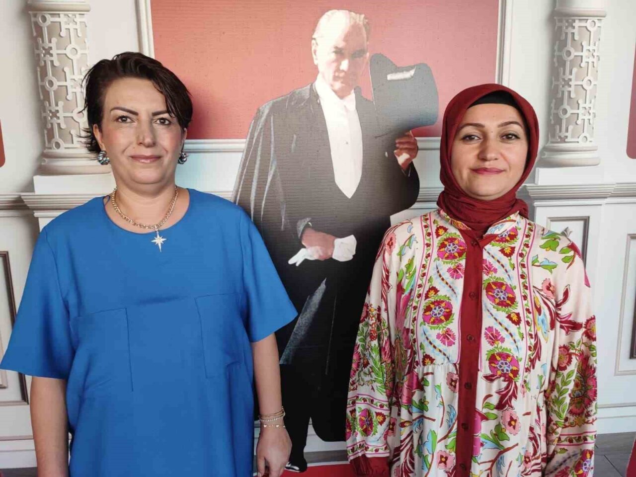 Adana'da Özel Dora Eğitim ve Rehabilitasyon Merkezi'nde eğitim alan iki