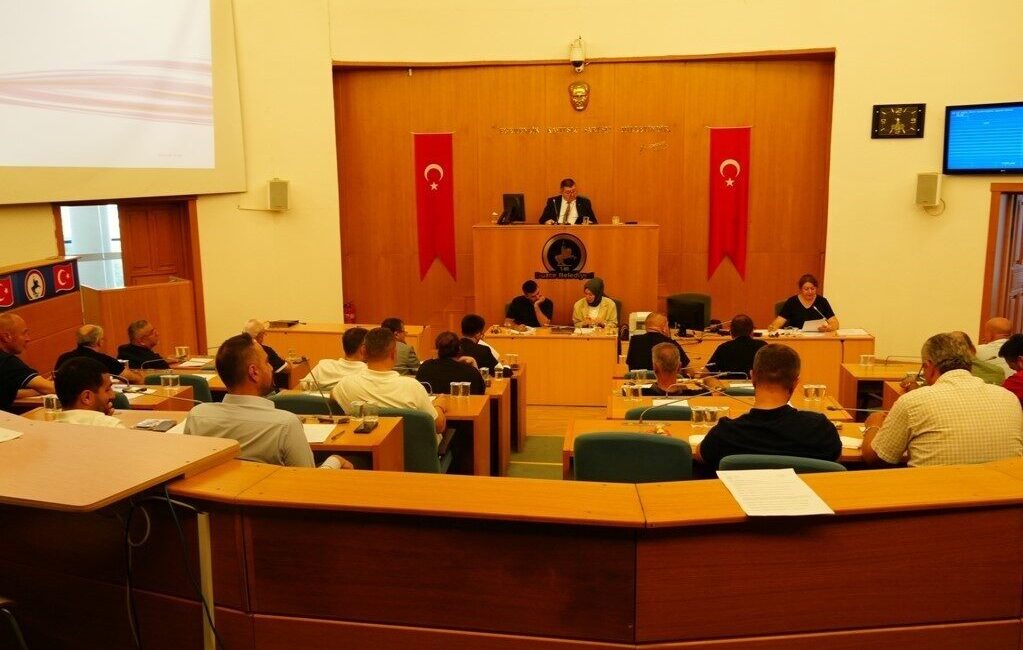 Düzce Belediye Meclisi, Ağustos ayının ikinci birleşim toplantısını Av. Ali