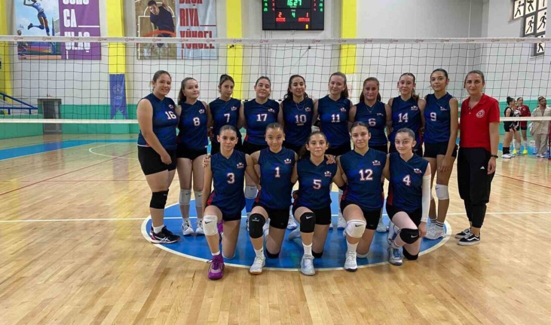Düzce Kız Voleybol Takımı, Anadolu Yıldızlar Ligi yarı finallerinde gösterdiği