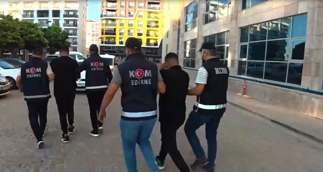 Edirne'de tefecilik yaparak yüksek faizle borç para verdikleri saptanan G.M.