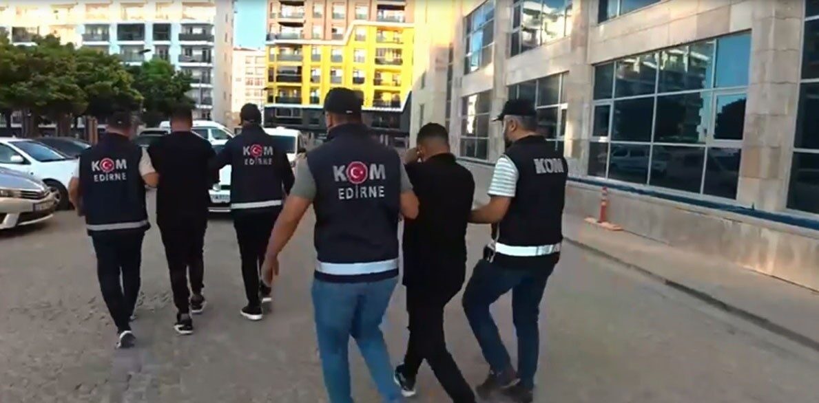 Edirne'de tefecilik yaparak yüksek faizle borç para verdikleri saptanan G.M.