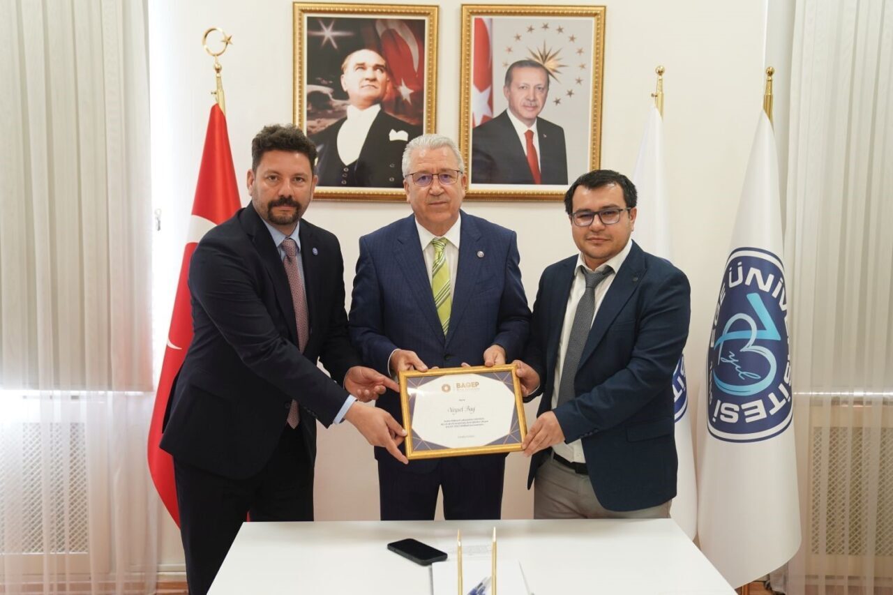 Ege Üniversitesi Ziraat Fakültesi’nden Dr. Veysel Bay, 2025 Genç Bilim