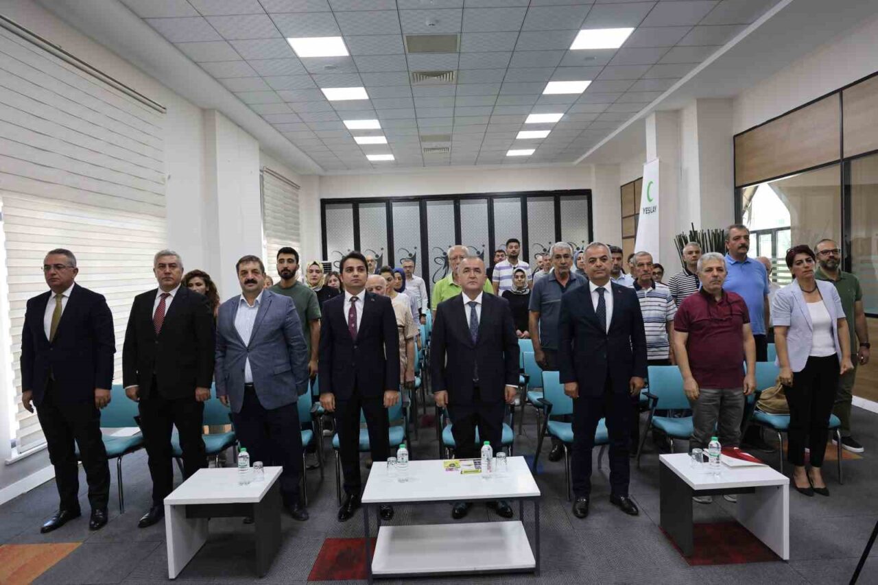 Elazığ'da düzenlenen İl Yaşlılık Çalıştayı'nda yaşlıların yaşam kalitesini artırmak ve