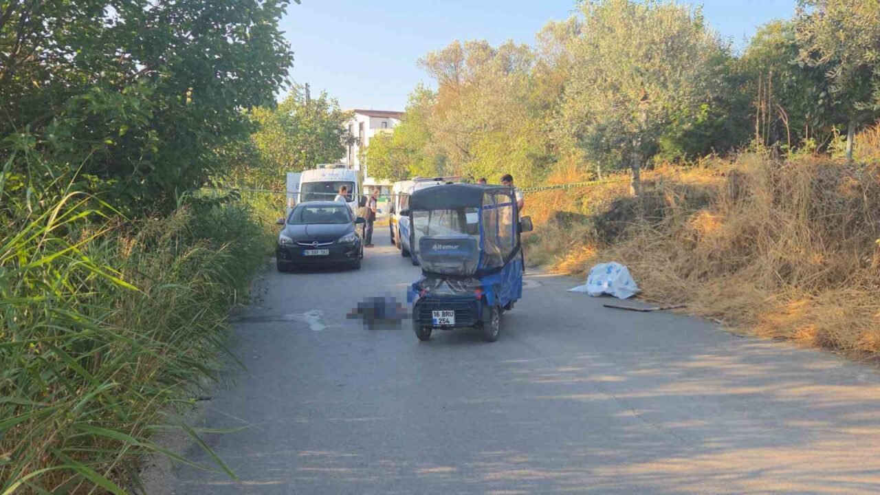 Bursa'nın Orhangazi ilçesinde, 3 tekerlekli elektrikli mopedinde hayatını kaybeden 51