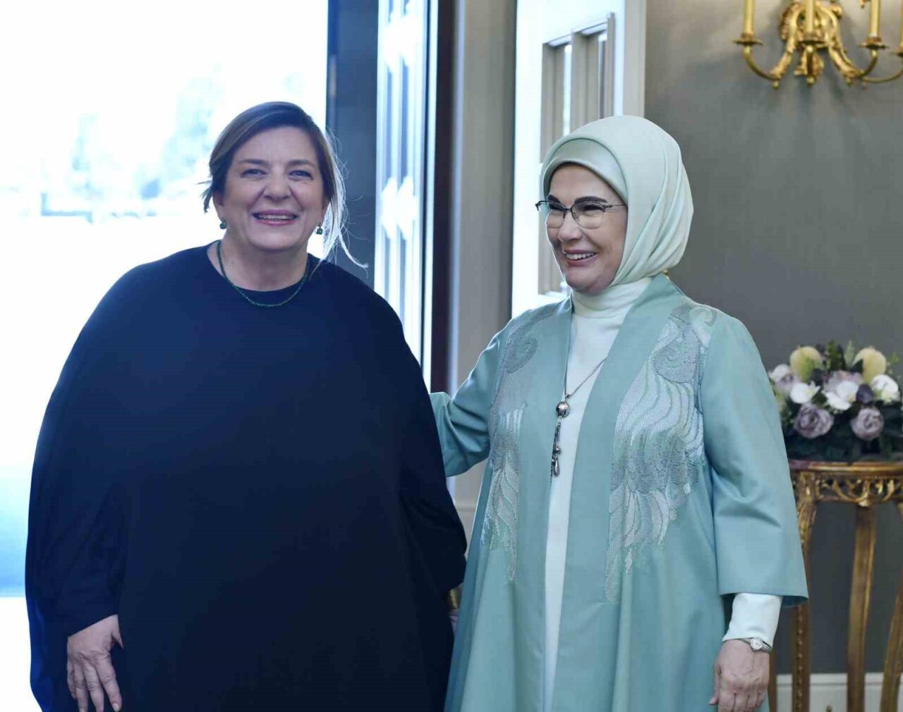 Cumhurbaşkanı Recep Tayyip Erdoğan'ın eşi Emine Erdoğan, Gürcistan Cumhurbaşkanı Mikheil