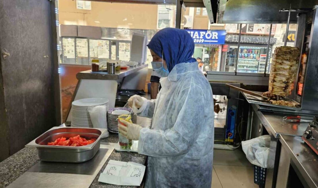 Erzurum'da gıda üreticilerine yönelik denetimler sürüyor. 1-8 Ağustos tarihleri arasında