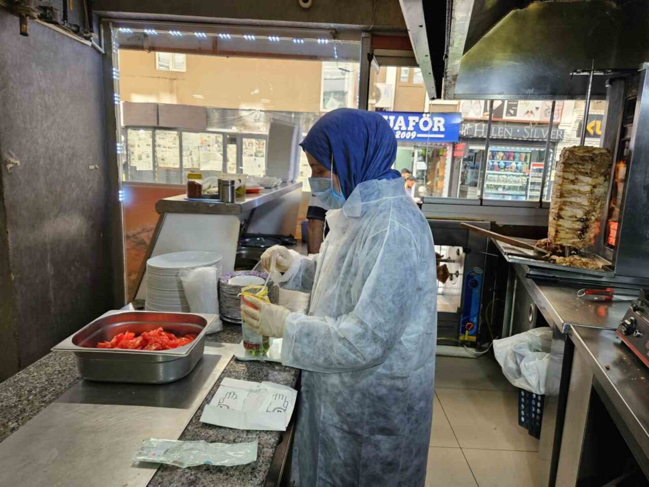 Erzurum'da gıda üreticilerine yönelik denetimler sürüyor. 1-8 Ağustos tarihleri arasında