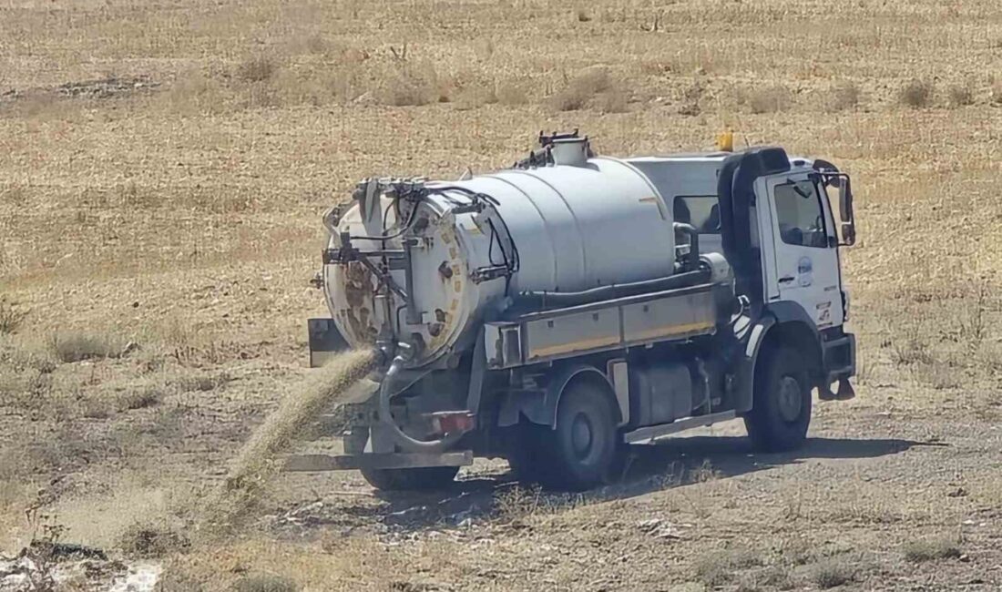 Eskişehir Büyükşehir Belediyesi Su ve Kanalizasyon İdaresi (ESKİ), vidanjör ile