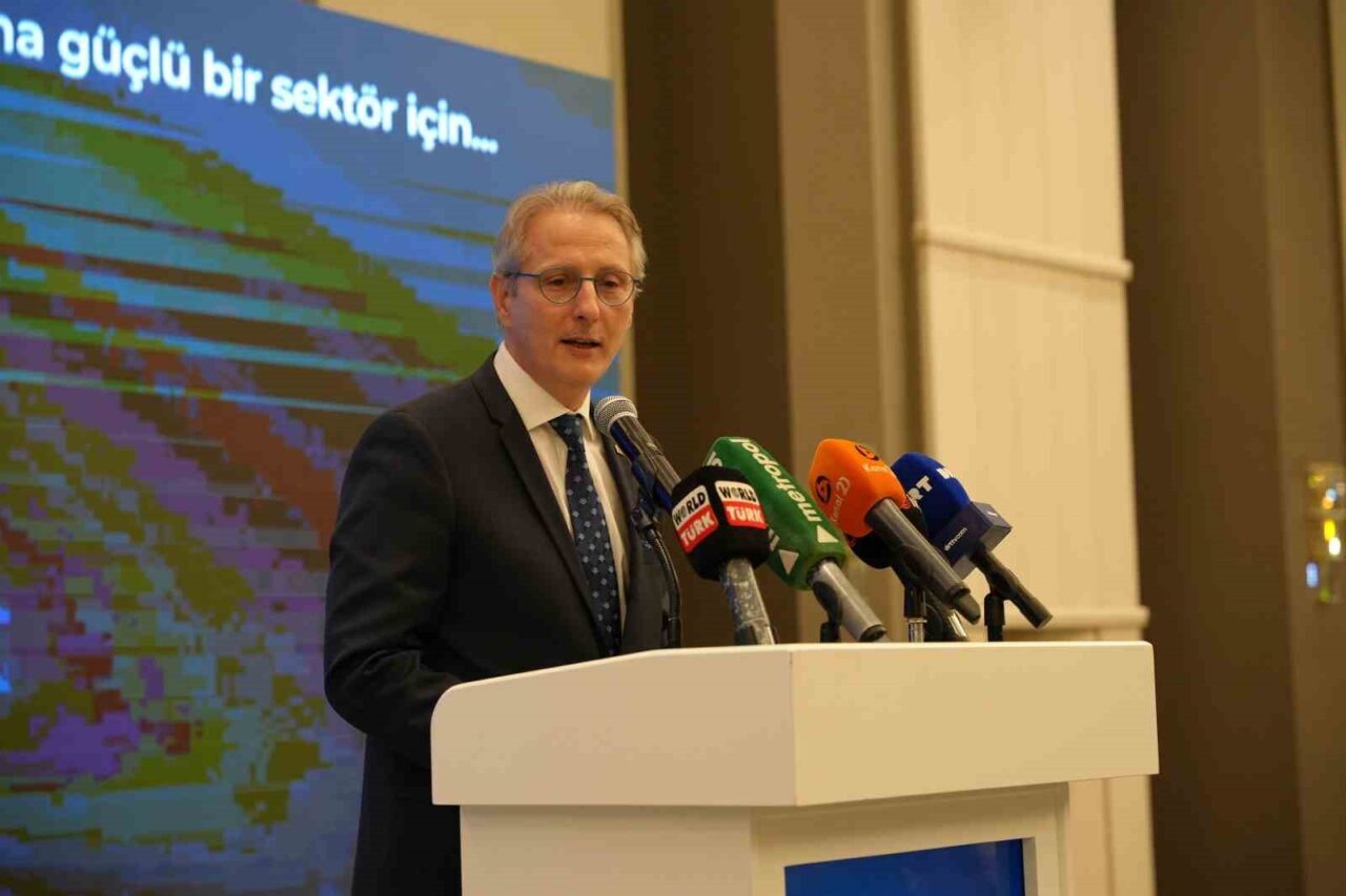 Denizli'de TETSİAD Başkan Adayı Murat Şahinler, ev tekstili sektörünü globalde