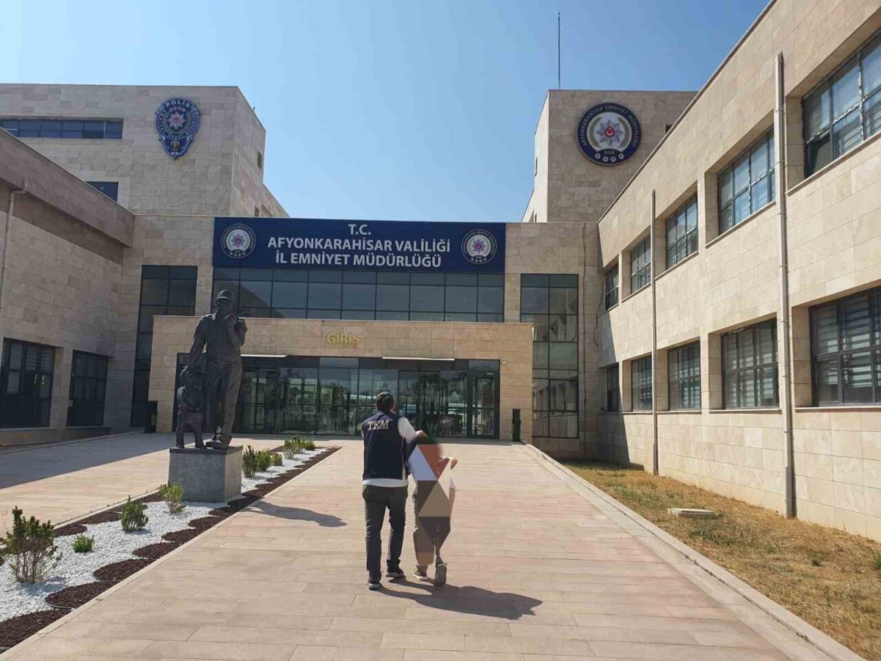 Afyonkarahisar'da, FETÖ'ye üye olmaktan 6 yıl 3 ay hapis cezası