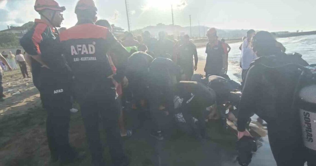 Giresun'un Güre mevkiinde denize giren 20 yaşındaki Cihan Tekin, dalgalara