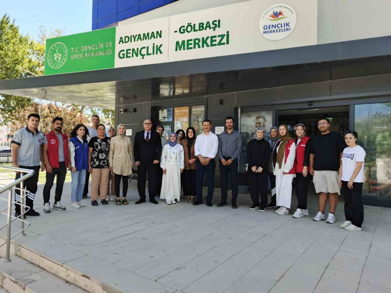 Adıyaman Gençlik ve Spor İl Müdürü Hüseyin Elüstü, Gölbaşı'ndaki spor