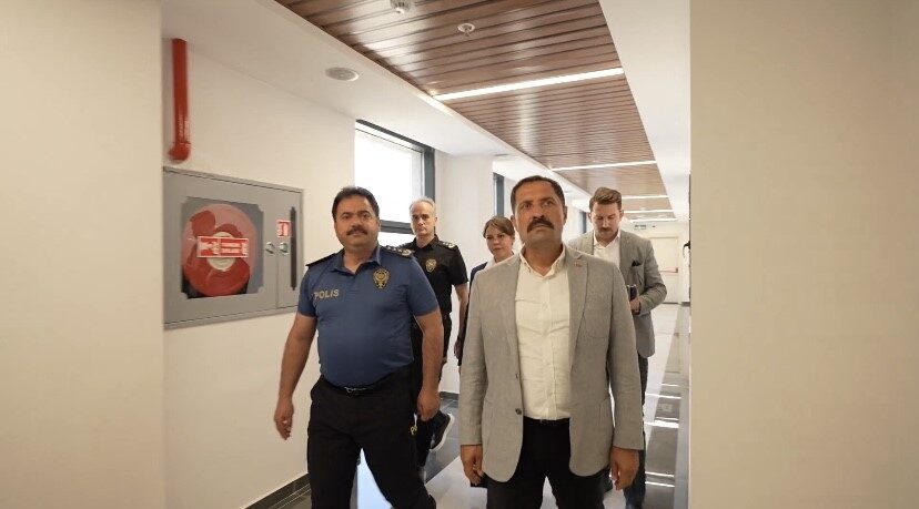 Hatay'da tamamlanan yeni polis evi, modern mimarisi ve işlevselliği ile