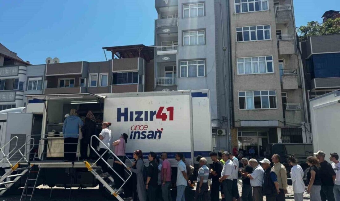 Kocaeli Büyükşehir Belediyesi, Balıkesir Sındırgı'daki 6.1 büyüklüğündeki depremin ardından Hızır