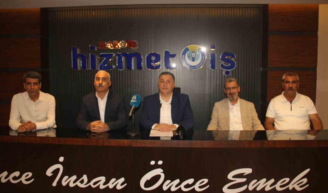 Hizmet-İş Sendikası Genel Başkan Yardımcısı İdris Aksoy, Şanlıurfa'daki emekçilere yaptığı