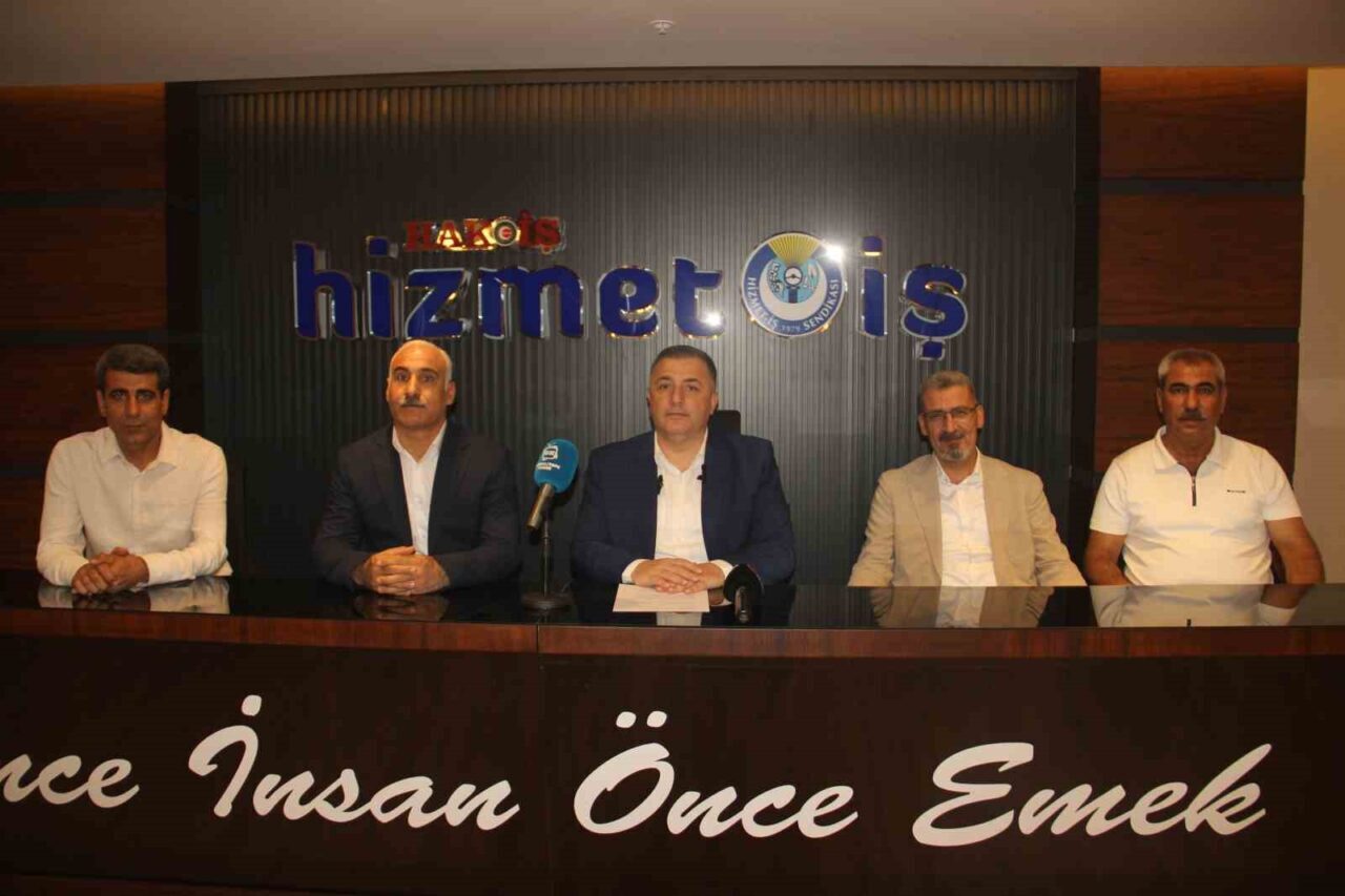Hizmet-İş Sendikası Genel Başkan Yardımcısı İdris Aksoy, Şanlıurfa'daki emekçilere yaptığı