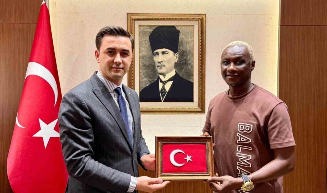 Eski Trabzonsporlu futbolcu İbrahim Yattara, Mini Futbol Mardin Ligi finalleri