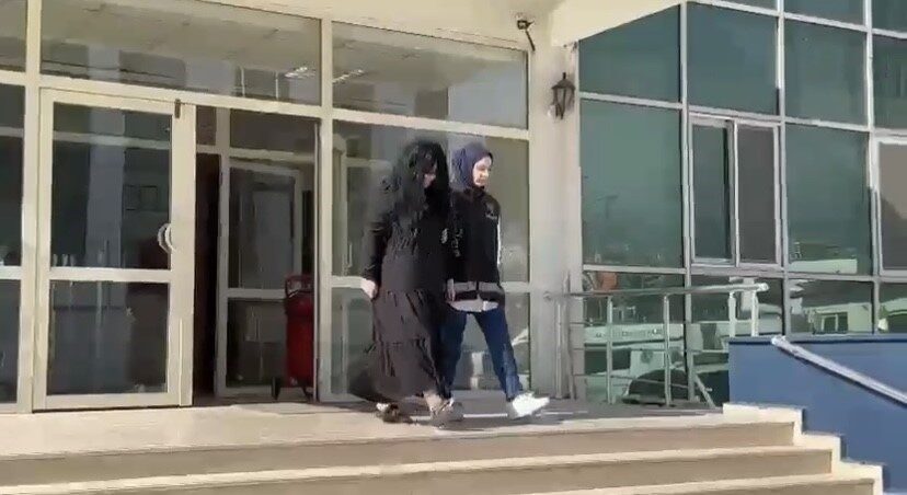 Hatay'ın İskenderun ilçesinde gerçekleştirilen denetimlerde, E.B. ve F.E. isimli iki