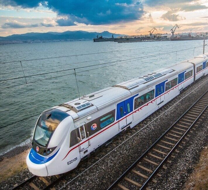 İzmir Büyükşehir Belediyesi, İZBAN'da 90 dakika aktarma ve Halk Taşıt