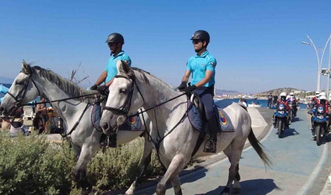 Foça'da yaz aylarında nüfus artışıyla birlikte, Jandarma Binbaşı Hakan Arıkan'ın