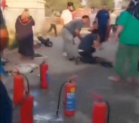 Kahramanmaraş'ın Türkoğlu ilçesi Kıllı Mahallesi'ndeki bir konteynerde çıkan yangında bir