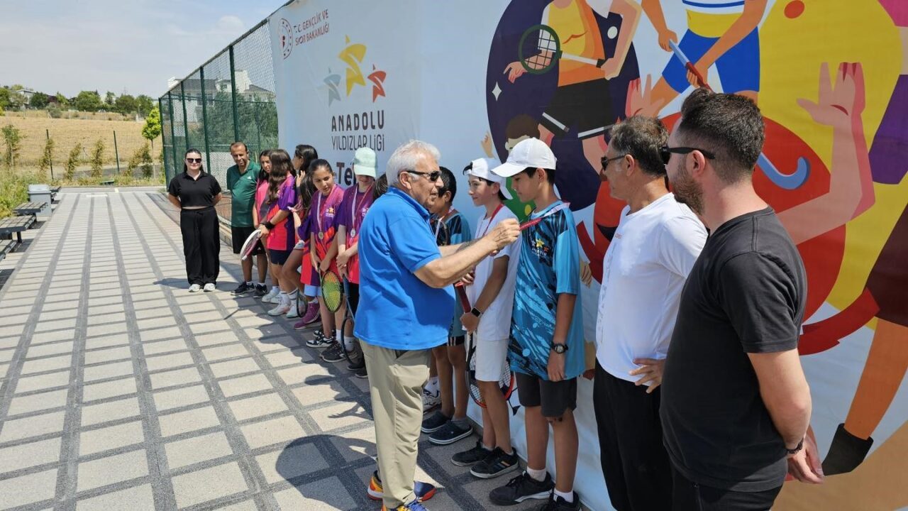 Kayseri'nin kız ve erkek tenis takımları, 31 Temmuz - 4