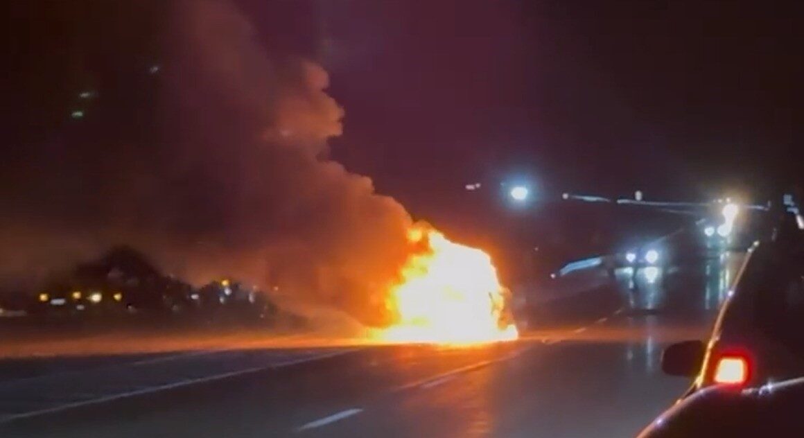 Yozgat'ta gece saatlerinde seyir halindeki bir araç, Gökiniş rampasında aniden