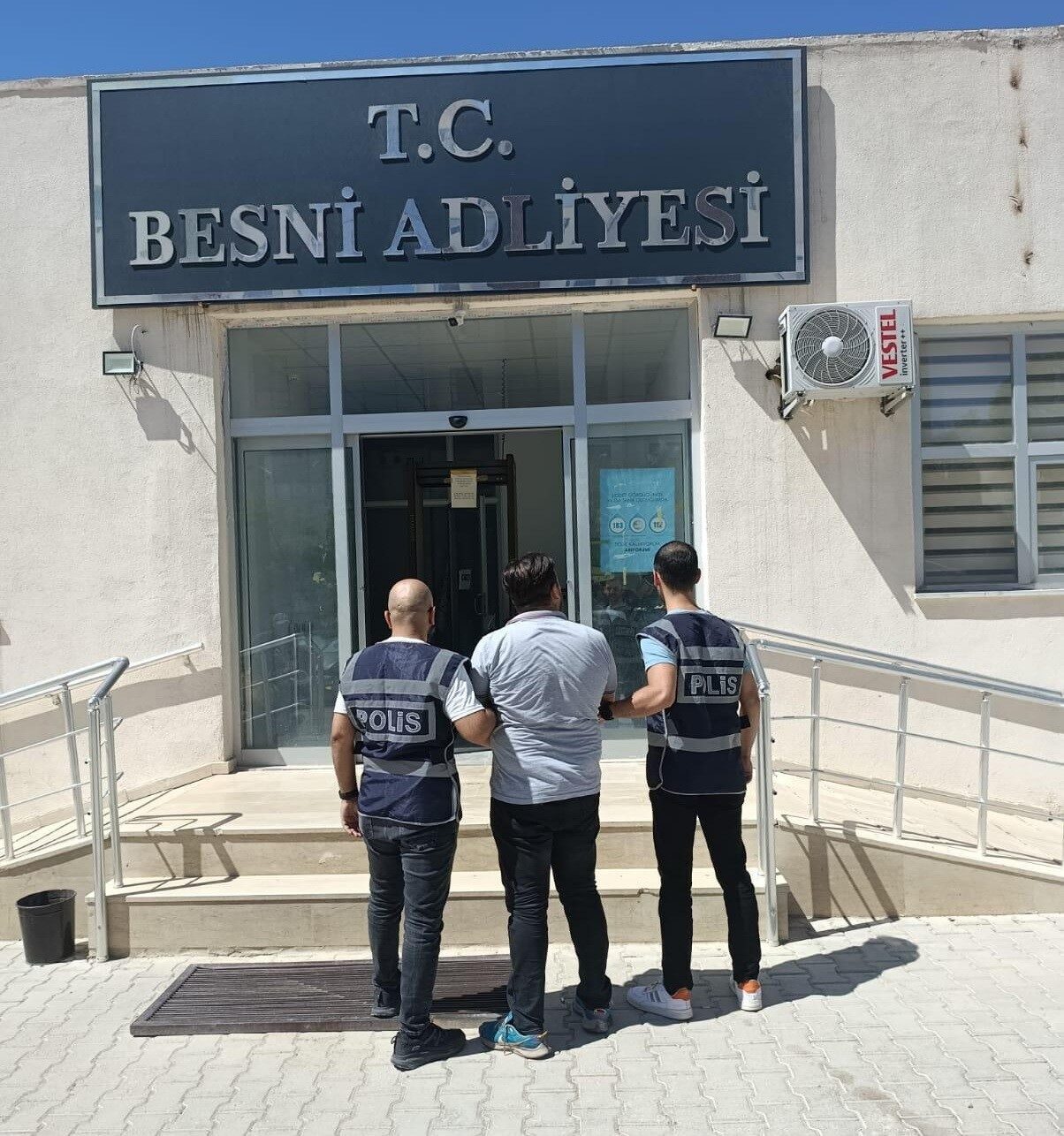 Adıyaman'ın Besni ilçesinde, silahla yağma suçundan 10 yıl hapis cezası