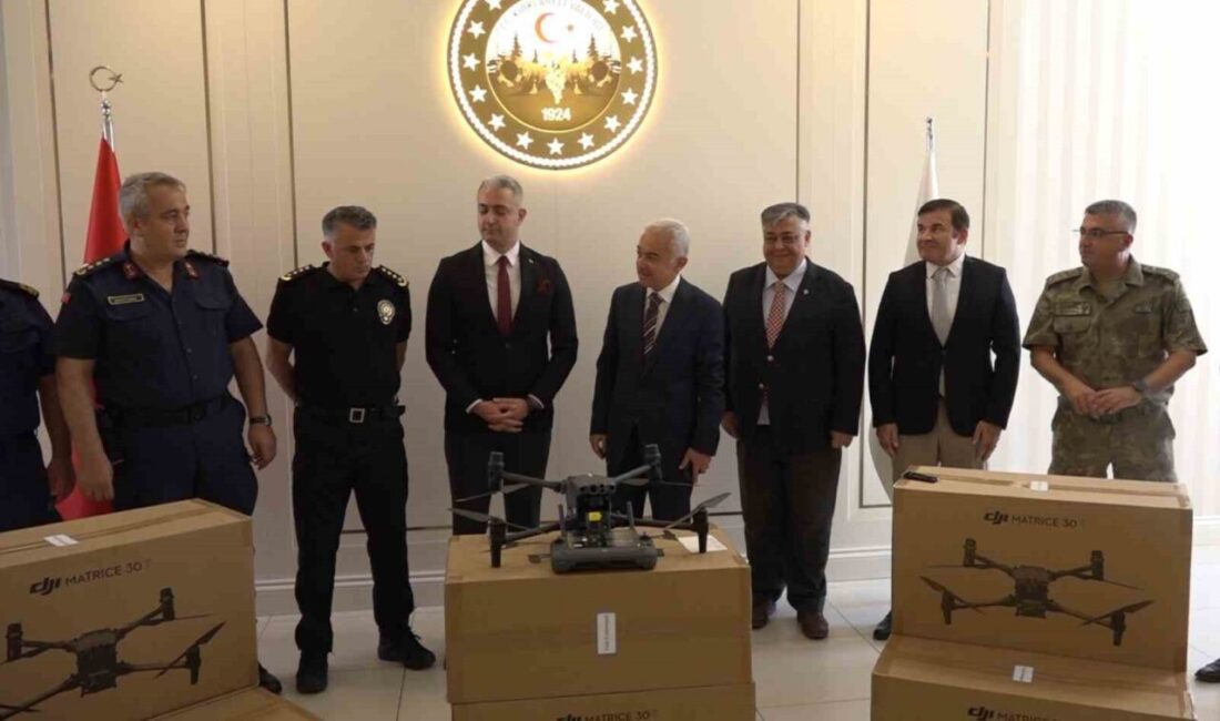 Kırklareli'nde emniyet ve jandarma birimlerine teslim edilen 9 yeni nesil