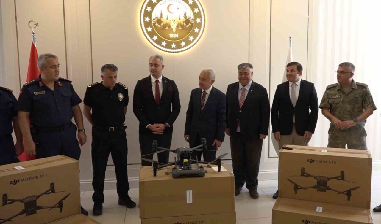 Kırklareli'nde emniyet ve jandarma birimlerine teslim edilen 9 yeni nesil