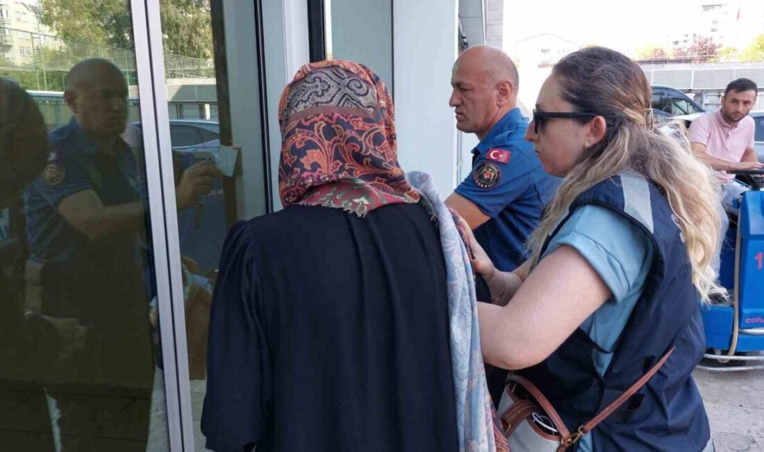 Samsun'un Atakum ilçesinde komşusunun anahtarını kopyalayarak 1.7 milyon lira değerinde