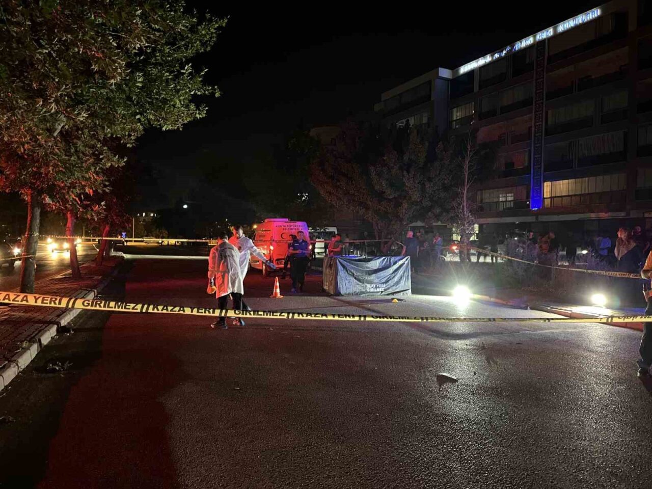 Konya'nın Karatay ilçesinde, yolun karşısına geçmeye çalışan 65 yaşındaki Hasan