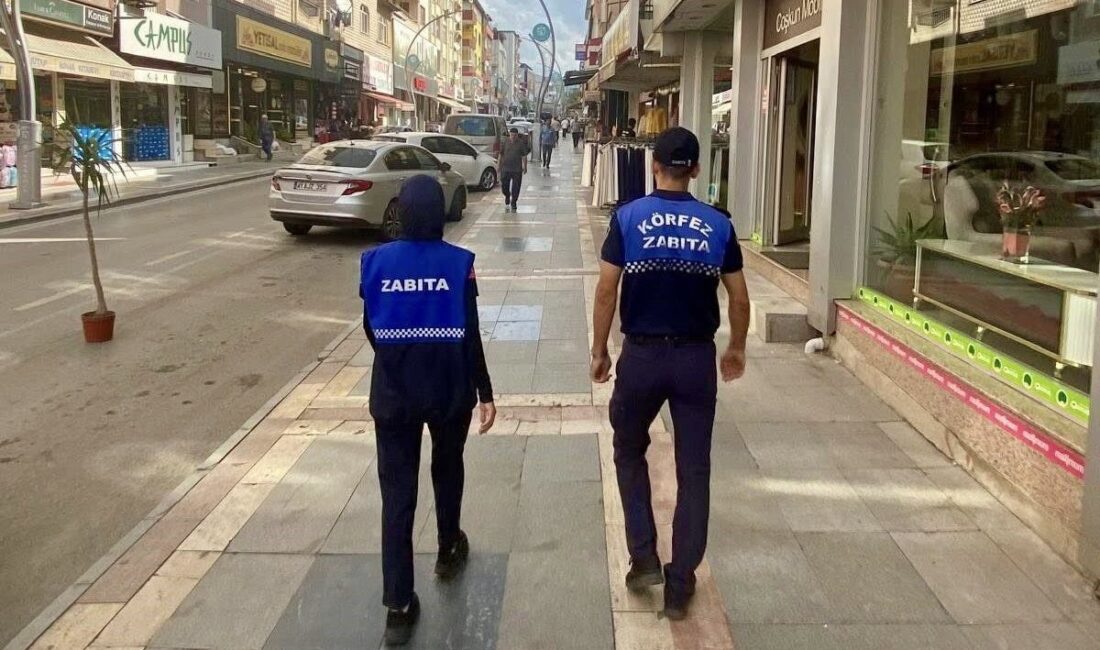 Körfez Belediyesi Zabıta Müdürlüğü, yaya güvenliğini artırmak için kaldırım işgali