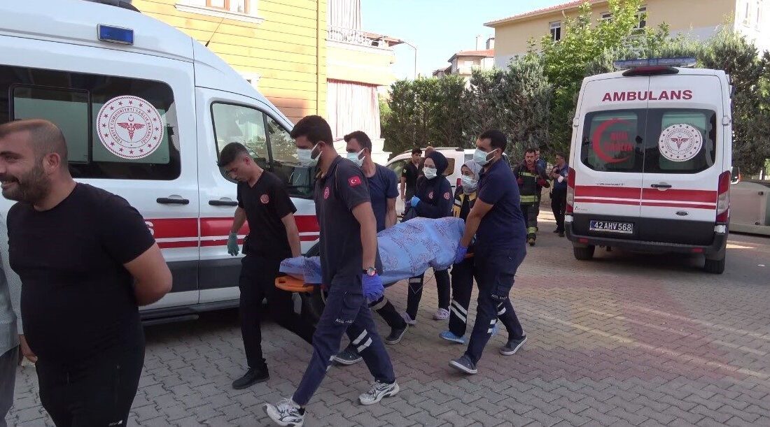 Konya'nın Karatay ilçesinde, kötü koku ihbarı üzerine giden ekipler, 81