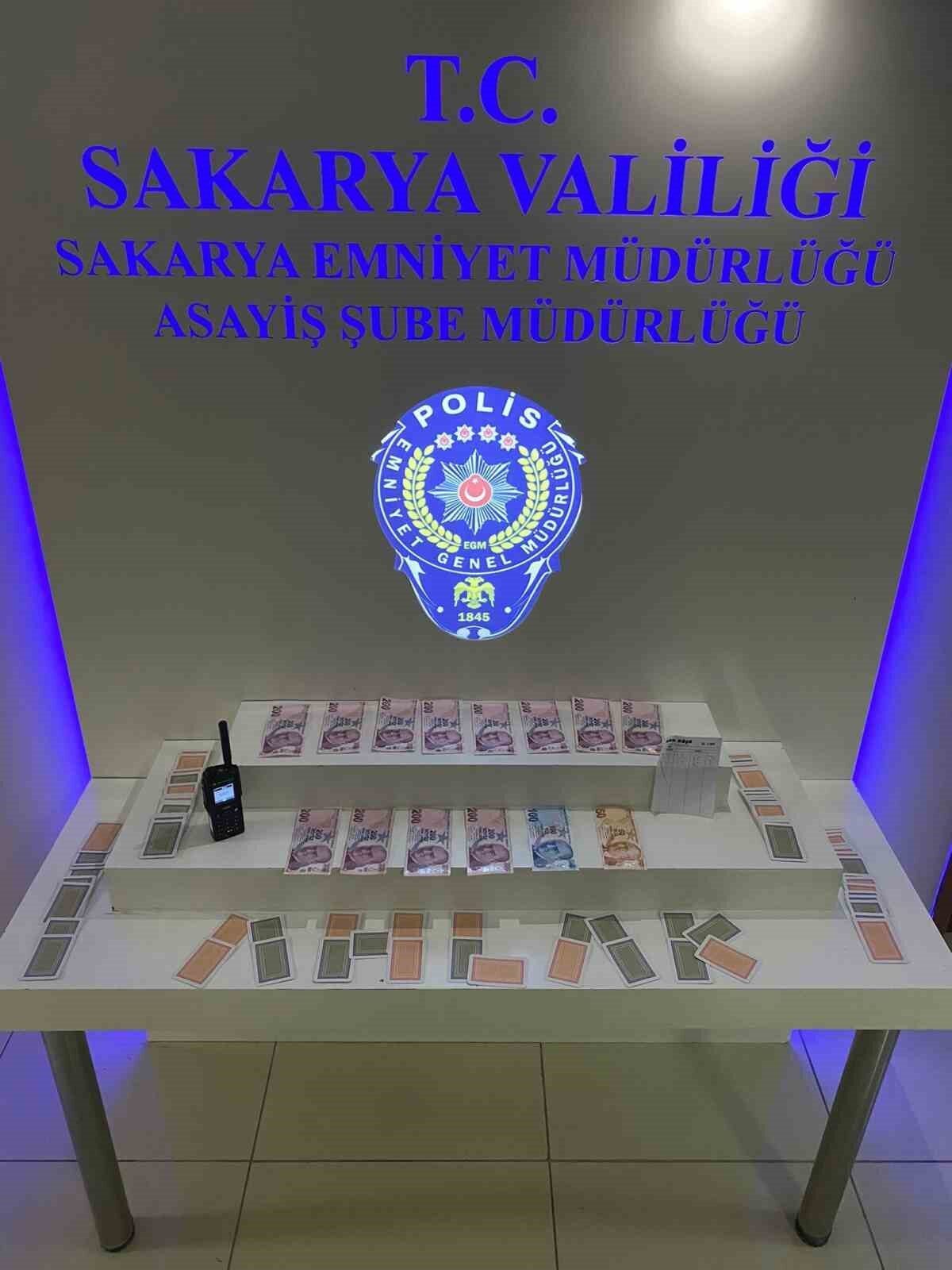Sakarya'da düzenlenen kumar operasyonunda, kumar oynatan işletme sahibi R.B. hakkında