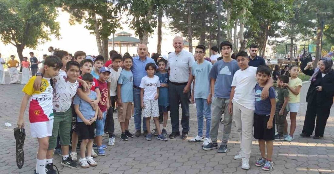 Sivas'ın Divriği ilçesinde Kur’an kursuna katılan 170 öğrenci, İlçe Müftülüğü