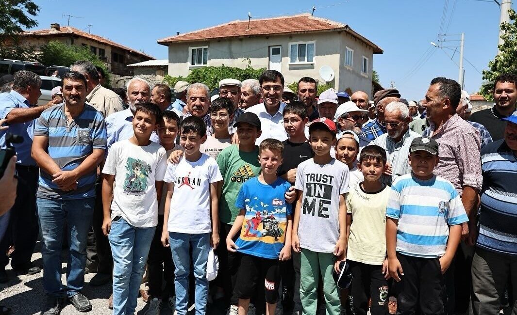 Kütahya Belediye Başkanı Eyüp Kahveci, Kırgıllı Camii'nde düzenlenen yağmur duası