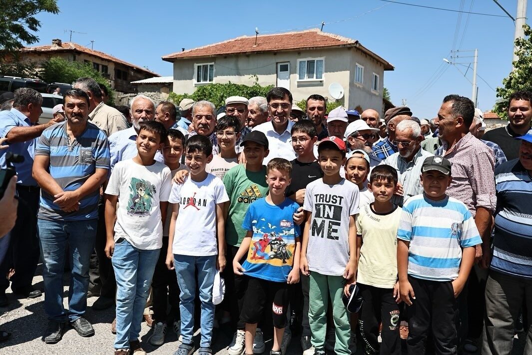 Kütahya Belediye Başkanı Eyüp Kahveci, Kırgıllı Camii'nde düzenlenen yağmur duası